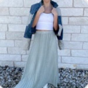 Brooklyn and Bailey Pleated Maxi Skirt